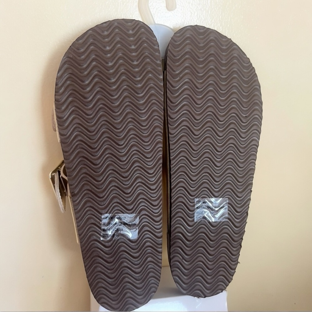 Gold Buckle Cushioned Sandals, NWT - Picture 3 of 3